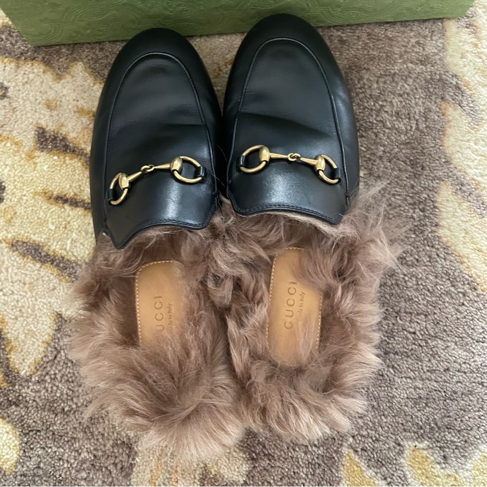 Gucci Princetown Fur Loafers - Picture 3 of 11